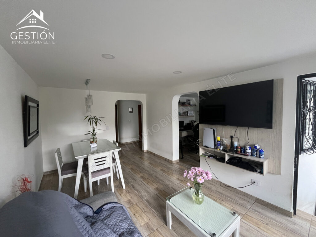 Zona social casa en venta villa del prado bogotá